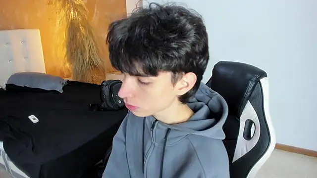 CONNOR STONNE  online show from 02.28.26