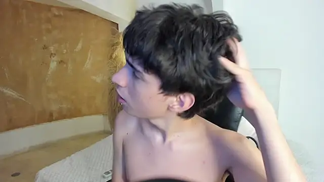 CONNOR STONNE  online show from 04.21.26