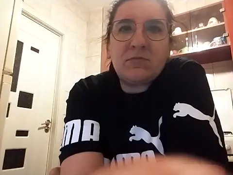 Snapshot of Dana92va chatting on 02.14.26 Dana92va online show from 02.14.26