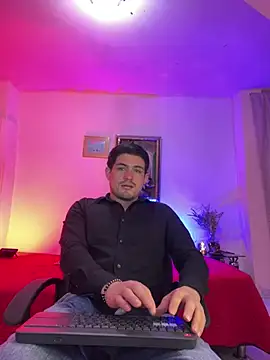 williamsmiiths16 online show from 04.06.26