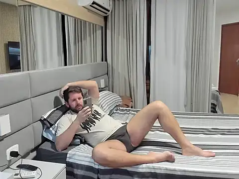 RipMyUnderwear online show from 12.04.25