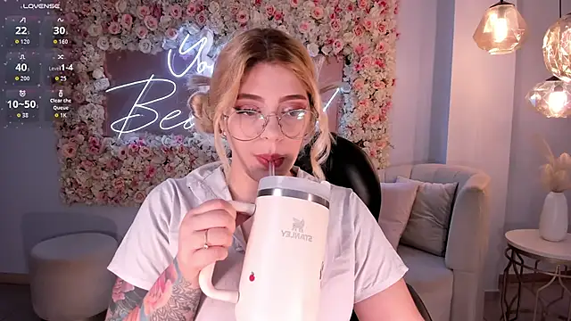 MadisonKane online show from 03.11.26