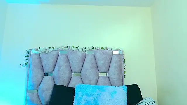 iris and damian online show from 02.01.26