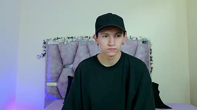 iris and damian online show from 02.10.26