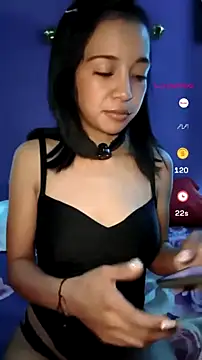 Snapshot of Honey_bun06 chatting on 07.17.26 Honey bun06 online show from 07.17.26