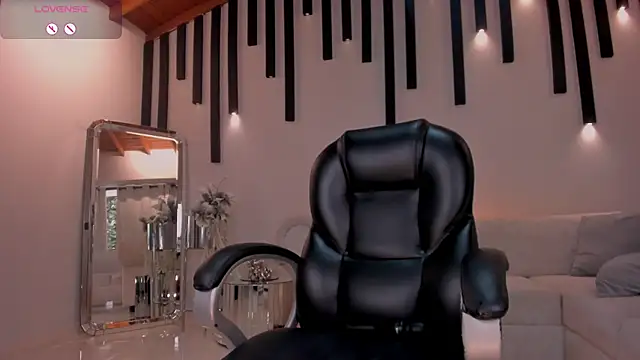 ChloeManson online show from 02.05.25