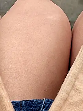 Baby-Linh online show from 02.10.26