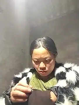 AlilaK2 online show from 12.18.25