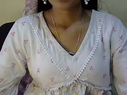 Snapshot of Shab_M chatting on 05.05.26 Shab M online show from 05.05.26
