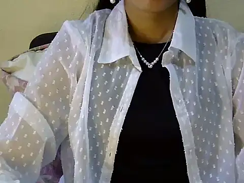Snapshot of Shab_M chatting on 05.08.26 Shab M online show from 05.08.26