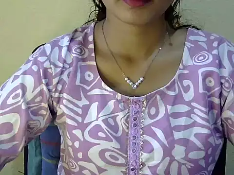 Snapshot of Shab_M chatting on 06.24.26 Shab M online show from 06.24.26
