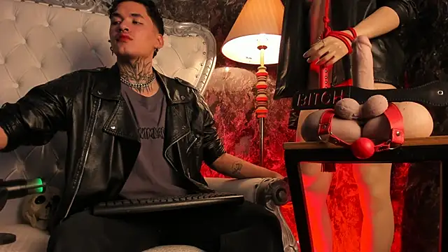 Snapshot of AlecBanne chatting on 02.23.26 AlecBanne online show from 02.23.26