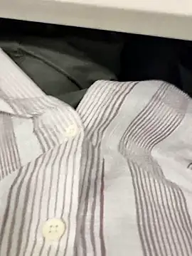 boyfromMum bai online show from 03.18.26