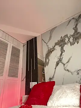 BellaHarpeer online show from 04.20.26