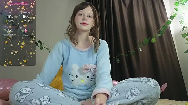 Lace Thrill online show from 02.17.26