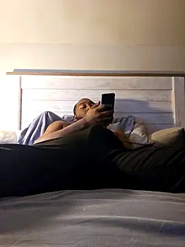 iLOVETRAY96 online show from 02.23.26