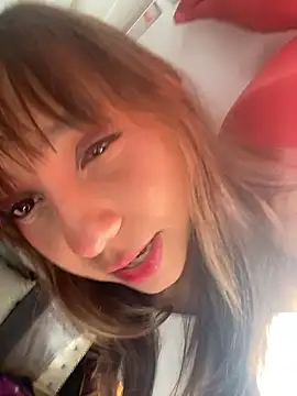 Snapshot of petite_tatis chatting on 01.08.26 petite tatis online show from 01.08.26