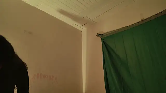 MoonLipsON- online show from 04.23.26