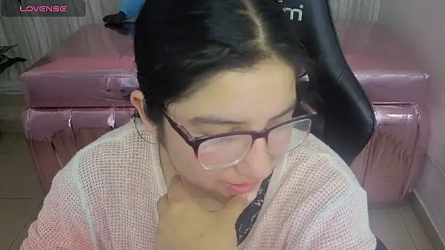 eva smit t online show from 02.25.26