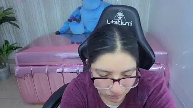 eva smit t online show from 03.20.26