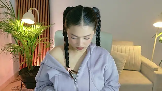 victoria   moon online show from 05.11.26