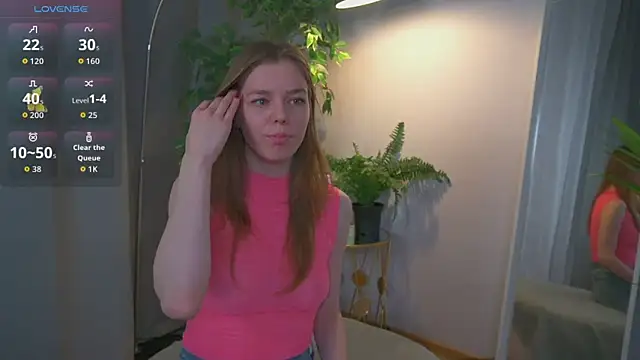 Tina Tayllor  online show from 12.05.25