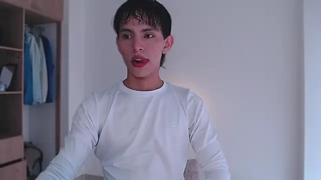 Snapshot of andrew_courtzz chatting on 02.16.26 andrew courtzz online show from 02.16.26