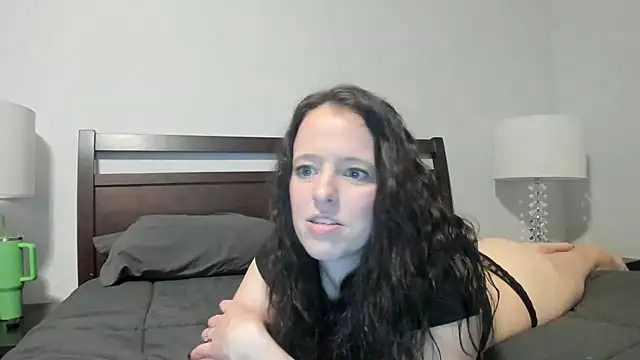 Snapshot of tasty_titties chatting on 02.28.26 tasty titties online show from 02.28.26