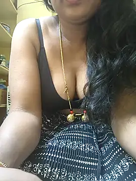 Preeti345 online show from 12.15.25