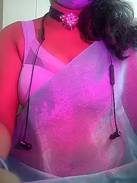Snapshot of Preeti345 chatting on 07.07.26 Preeti345 online show from 07.07.26