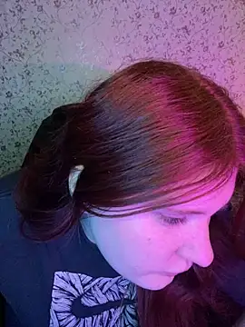 Snapshot of NicollVeys chatting on 02.20.26 NicollVeys online show from 02.20.26