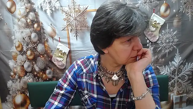 LunaDobra online show from 12.17.25