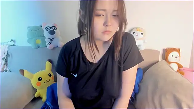 minji snow online show from 02.04.26