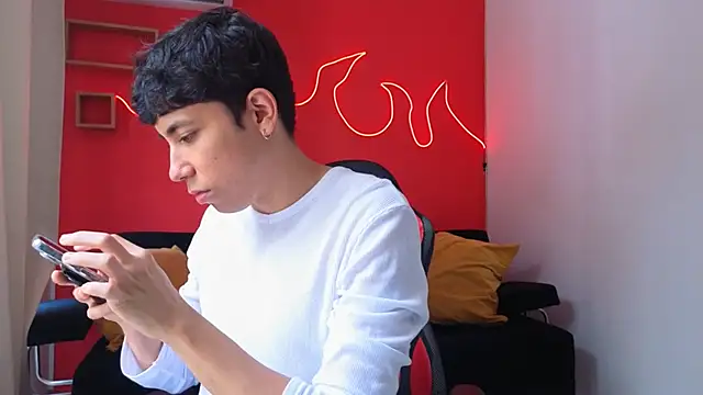 Snapshot of Neo_Twink chatting on 04.24.26 Neo Twink online show from 04.24.26