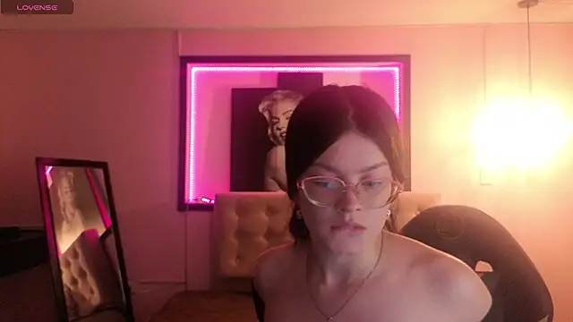 Snapshot of Sara_valderrama_ chatting on 02.05.26 Sara valderrama online show from 02.05.26