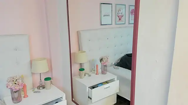 TanyaOconnor online show from 02.10.26