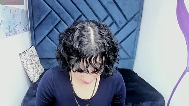 Kiara Fox   online show from 01.09.26