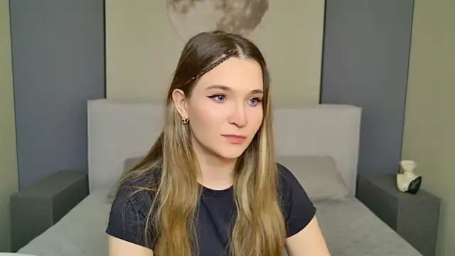 Lina Sinerz online show from 04.02.26