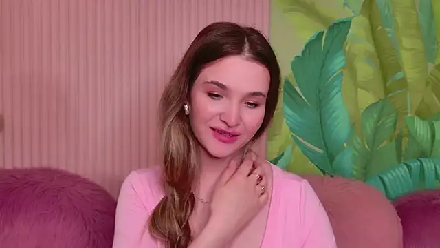 Lina Sinerz online show from 05.23.26