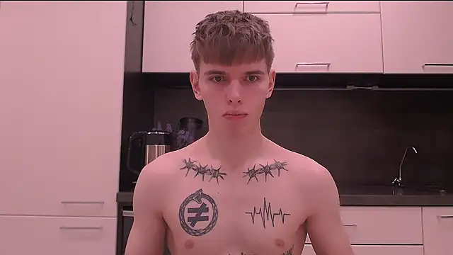 Snapshot of Fredd_Xanders chatting on 02.15.26 Fredd Xanders online show from 02.15.26