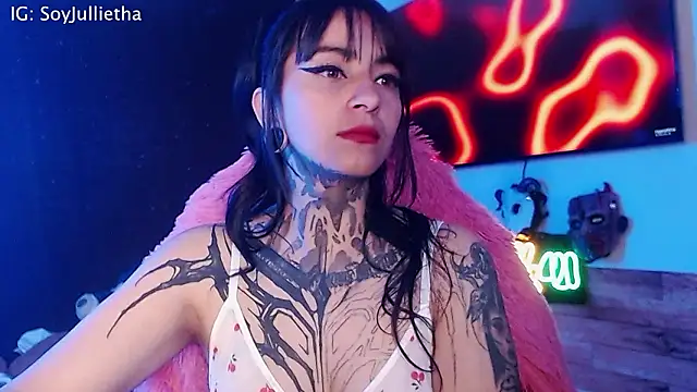 Julls420  online show from 02.24.26