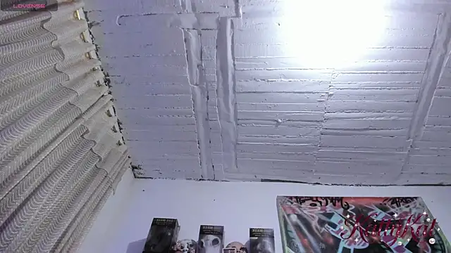 Julls420  online show from 06.30.26