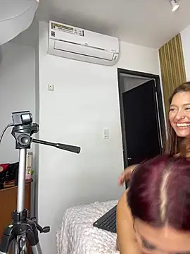 Emily Jonness  online show from 01.12.26