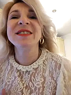 Snapshot of AhlyssaLove1155 chatting on 01.06.26 AhlyssaLove1155 online show from 01.06.26