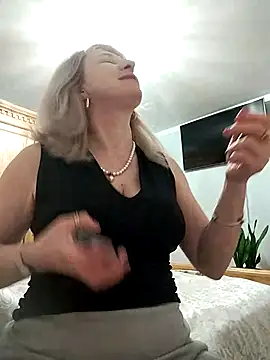 AhlyssaLove1155 online show from 02.09.26