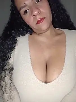 hot bruntte online show from 01.06.26