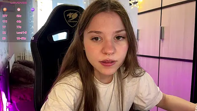 GayleLuu online show from 12.19.25