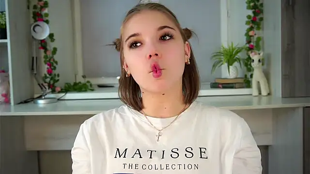 SolBurri online show from 12.21.25