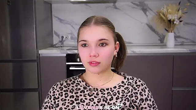 SolBurri online show from 02.02.26