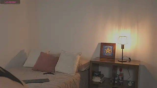 Snapshot of Estefania_Velez chatting on 02.08.26 Estefania Velez online show from 02.08.26